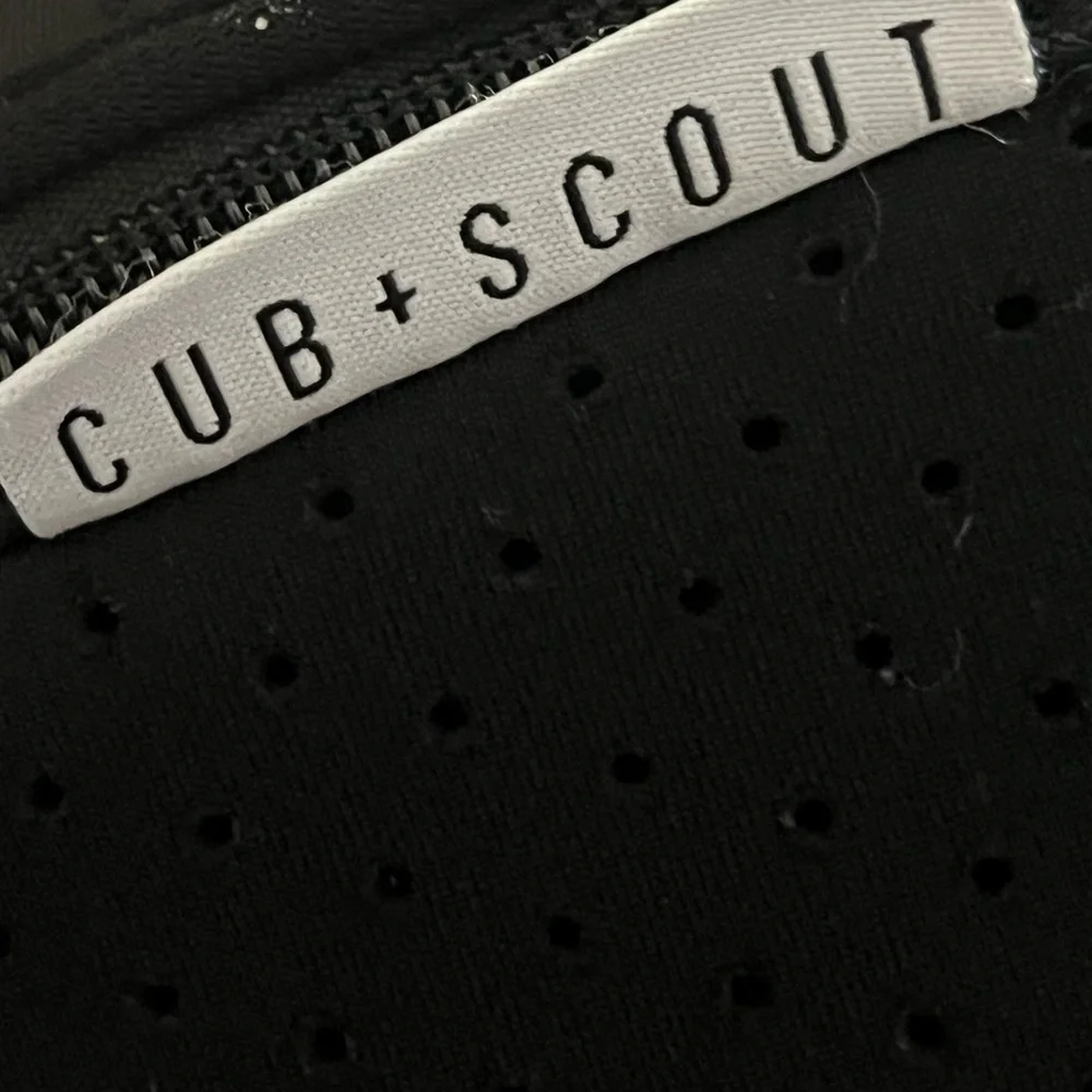 Cub + Scout black 100%